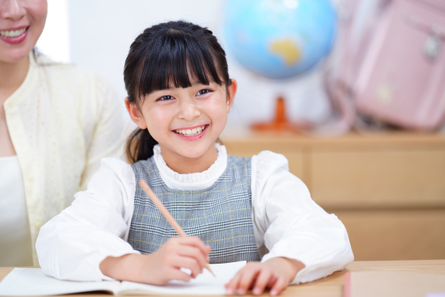 低学年の夏期講習で 「学ぶ楽しさ」と学習習慣を 育てよう！